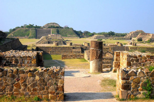 monte alban en oaxaca